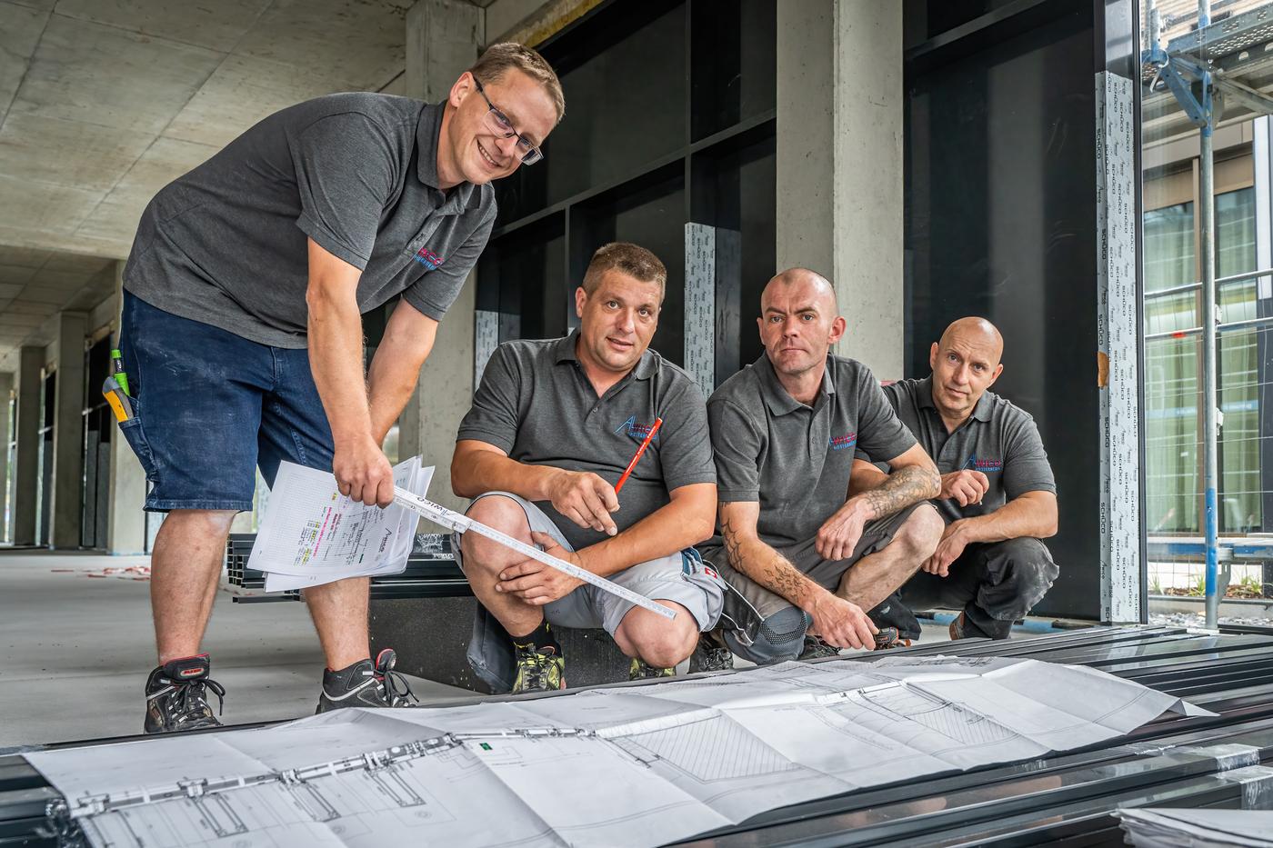 ALWICO Team auf Baustelle